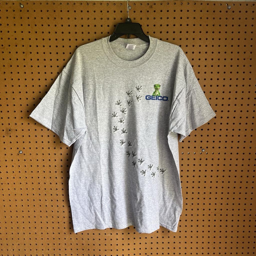 Vintage Geico Promo T Shirt Grey Size Men’s XL Gecko Footsteps Graphic Tee
