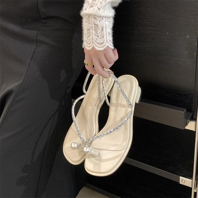 Pearl Toe Slippers New Open-toed Niche Rhinestones Spring and Autumn Korean Version Simple Thick Heel 2025 Sandals