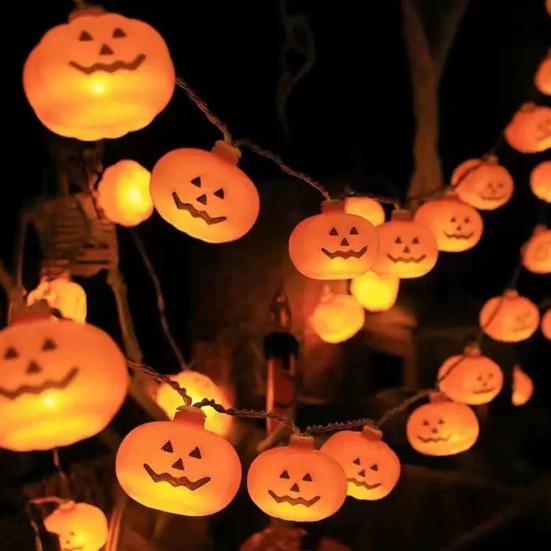Halloween Light String 3D Pumpkin Design Easy To Use Battery Operated LED Light String Indoor Outdoor Decoration