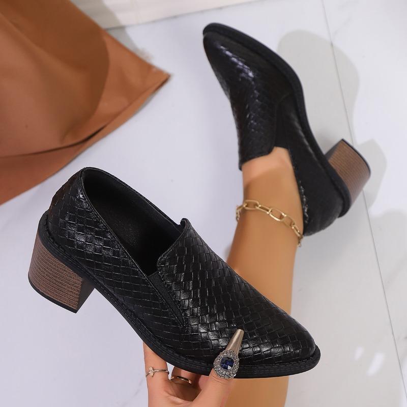 Fashion 2025 Women's Elegant Chunky Heels Pumps Fashion Lattice Patent Leather Shoes Women Pointed Toe High Heeled Loafers