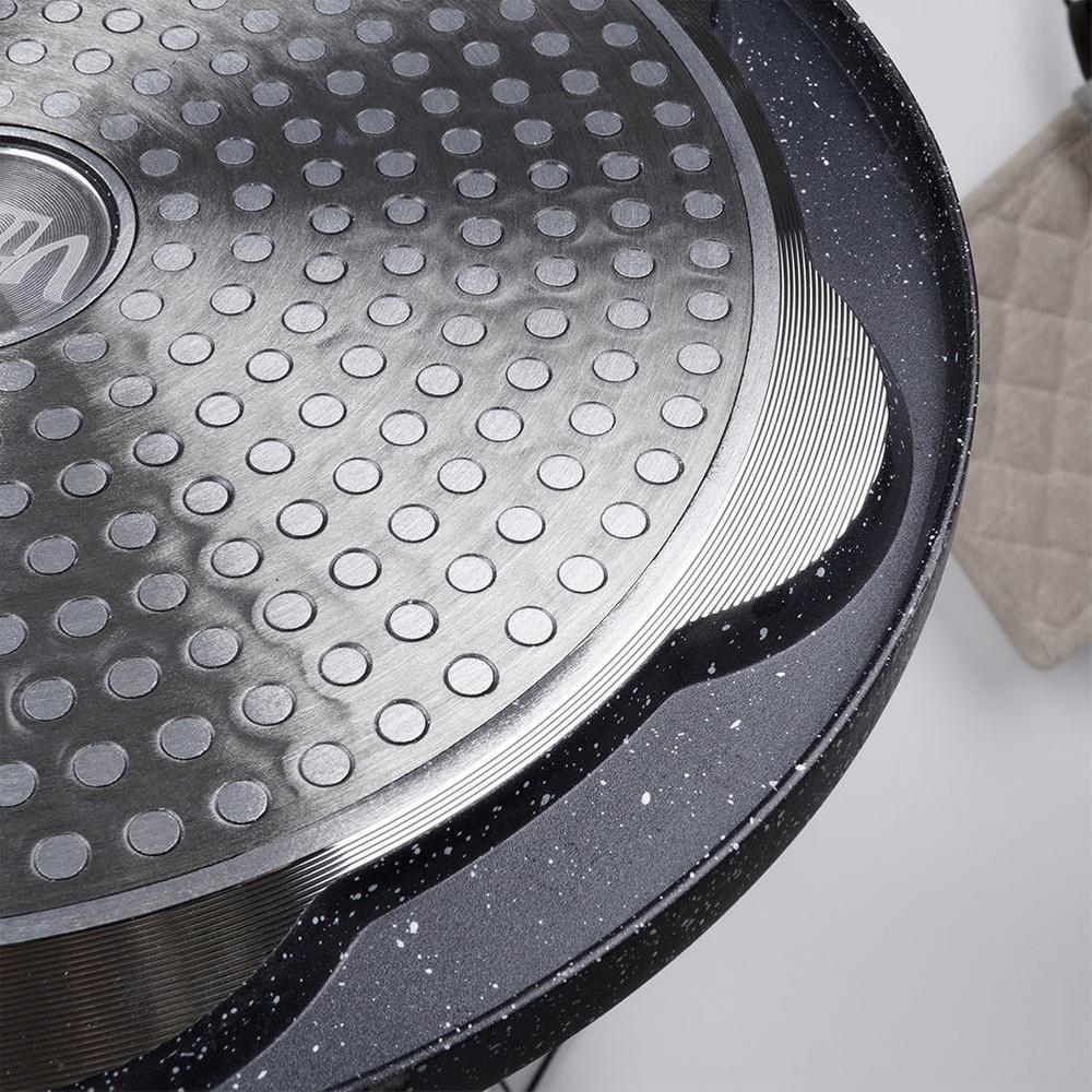 BLACK&WOOD 7-Smiley Pancake Pan 26cm