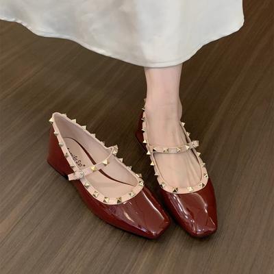 Юбка с заклепками в стиле феи, пряжка на одно слово, туфли-лодочки с мелким вырезом, женский средний каблук, для работы, универсальные, толстый каблук, туфли Мэри Джейн, детские