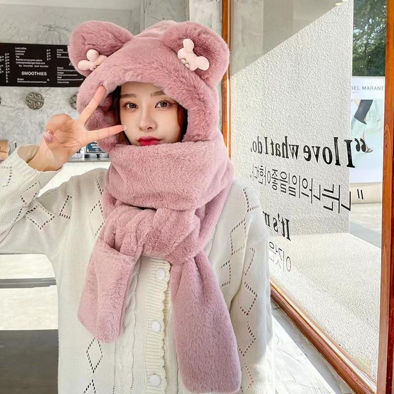 "Women's Winter Little Bear Hat, Scarf, and Gloves Set - Stylish and Warm"