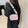 Сумка квадратной формы Pure Color Single Shoulder с широким плечевым ремнем и сумкой через плечо, которую можно разместить с помощью машины