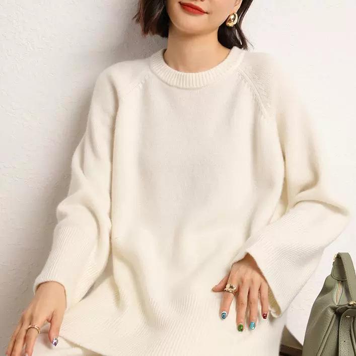 Autumn and Winter New Loose Large Size Knitted Sweater Women's Casual Lazy Style Bottomed Pullover Sweater