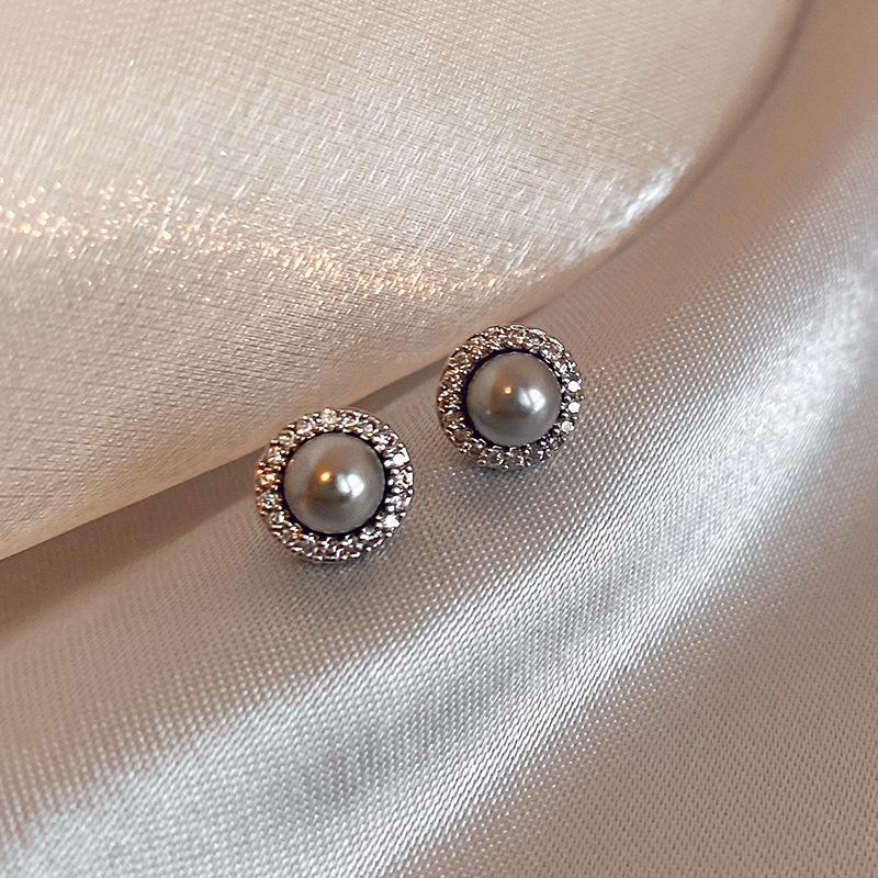 Elegant Zircon Pearl French Retro Luxury Earrings 2025