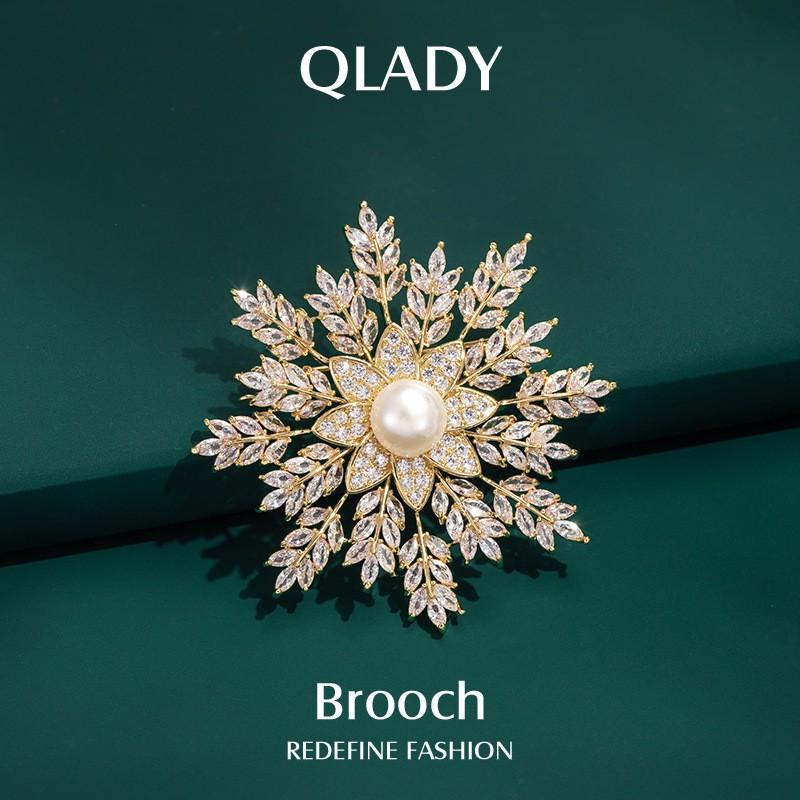 Snowflake Brooch Women Unique Design High-end Dual-use Scarf Pin Clothing Accessory