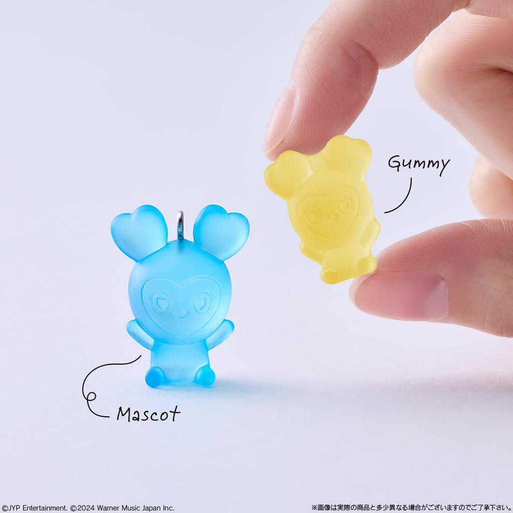 Bandai TWICE LOVELYS Gummy & Charm Box of 12 (Candy Toy)