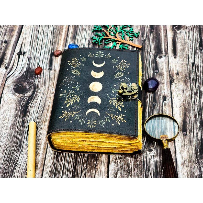Sun Moon Leather Journal For Men Women 200 Page of Antique Hademade Decle Edge Pepar Leather Traveling Sketchbook For Men Women