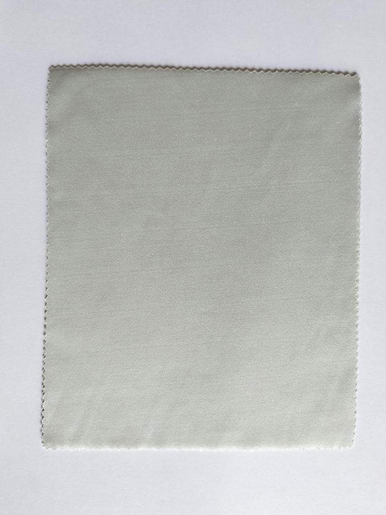 Набор из двух больших и двух маленьких чистящих салфеток из микрофибры для музыкальных инструментов (темно-синий)