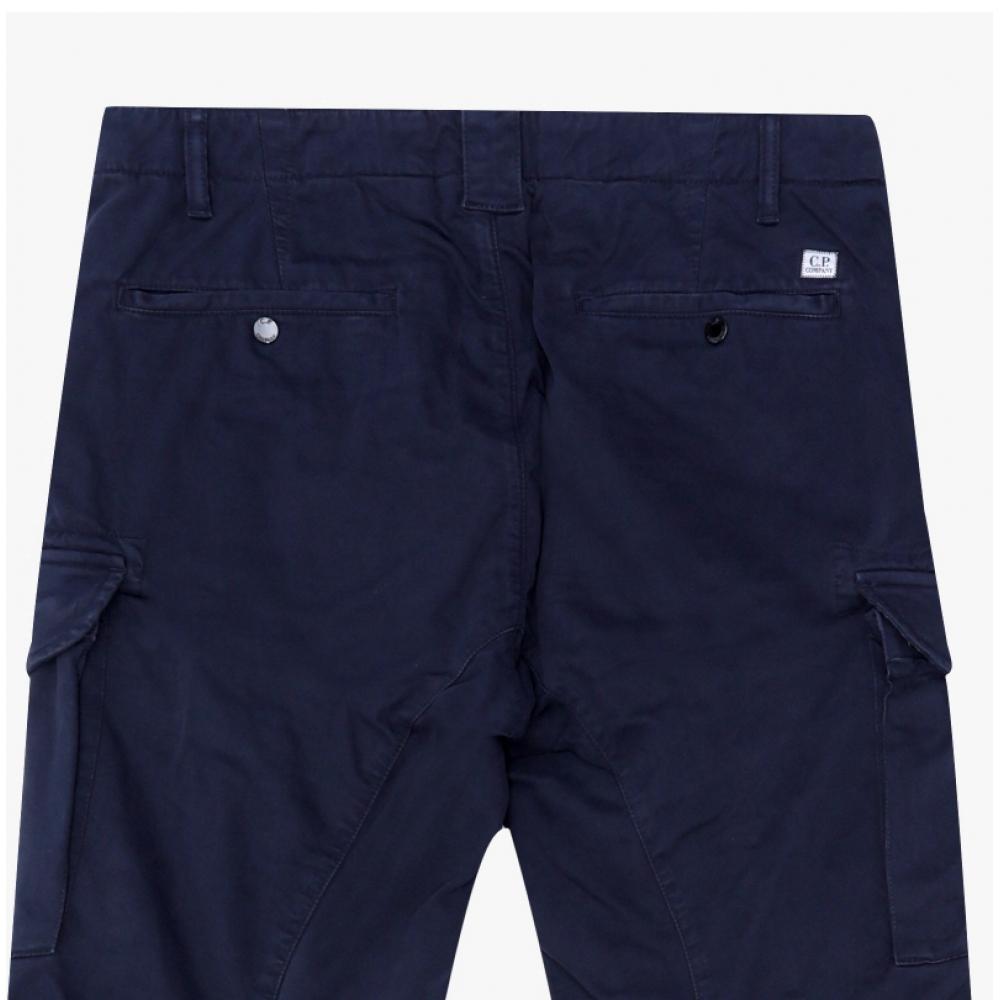 C.p.company Men S lenS Wappen Stretch Satin Cargo pantS 005529g 888