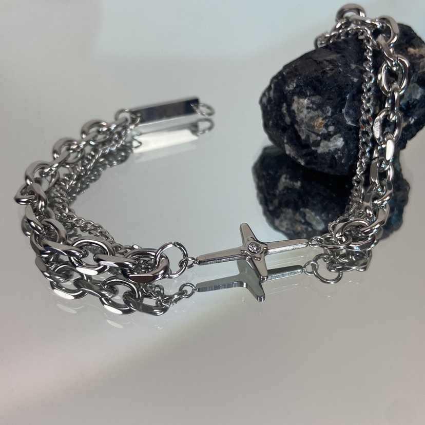 Модный двухслойный браслет в стиле хип-хоп с крестом и бриллиантами: Модный и универсальный аксессуар для мужчин и женщин