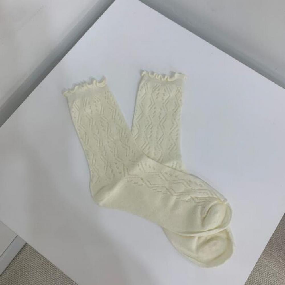 C S In The Room Wave punChIng Mid Calf SoCkS 4 ColorS