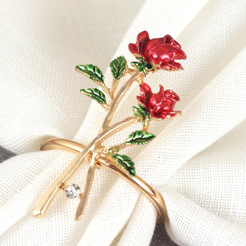 1 шт. Украшение для ресторана Свадебное платье Сплав цинка Западный стиль Кольцо для салфетки День святого Валентина Красная салфетка Роза