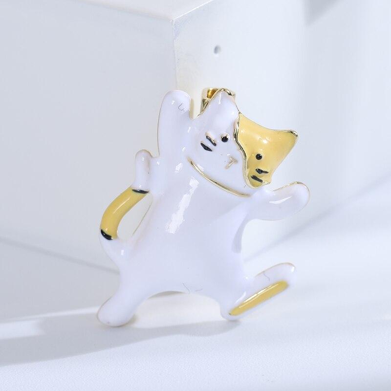 Blucome Прекрасные масляные танцующие белые броши с котом, ювелирные изделия из эмалированного сплава, свитер, шапки, аксессуары для женщин и девочек