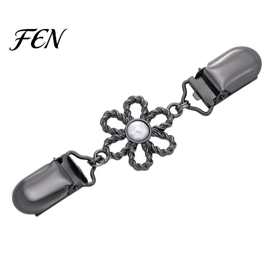 Vintage Clothing Accessories Hollow Flower Cardigan Sweater Clip, Women Clip with Outfits Decorative Clips Faux Pearl, Cincher for Dress Shawl