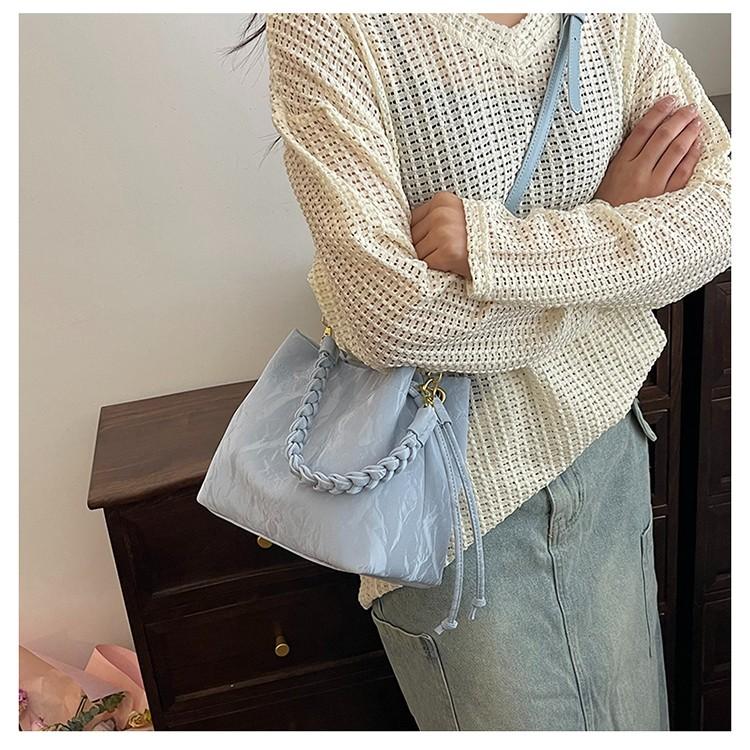 Women's Floral Canvas Shoulder Bag