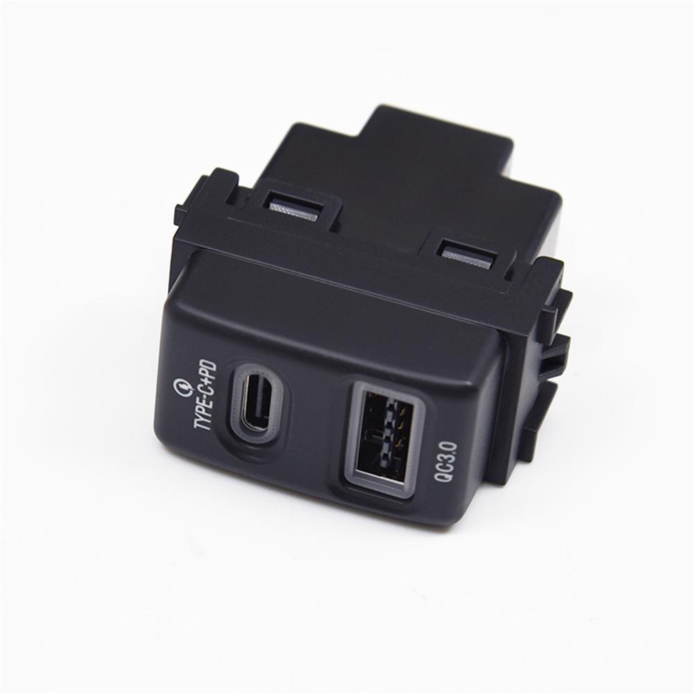 Автомобильное зарядное устройство 18 Вт Type-C+Qc3.0 Быстрая зарядка для Nissan Patrol Y61 Y62