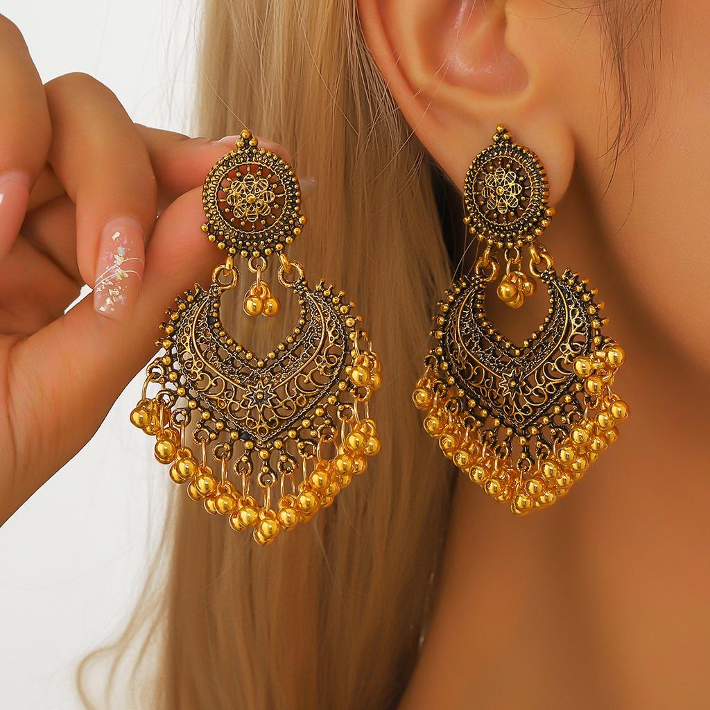 European and American retro Bohemian long tassel water droplet earrings with heavy creative high-end feel earrings