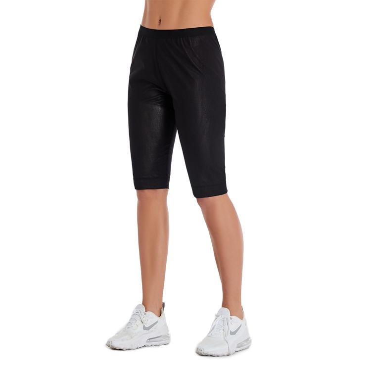 Silver-coated Women's Sweat-Inducing Yoga Shorts with Hip-Lifting Effect
