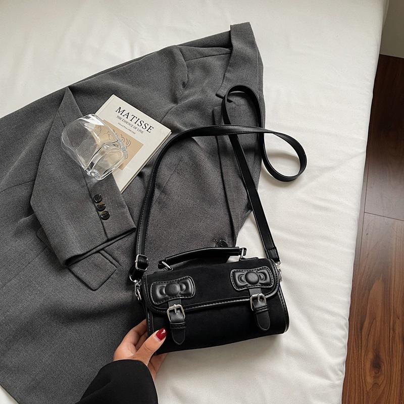Premium Shoulder Bag Small Bag Autumn New Fashion Suede Shoulder Bag Niche Commuter Messenger Bag