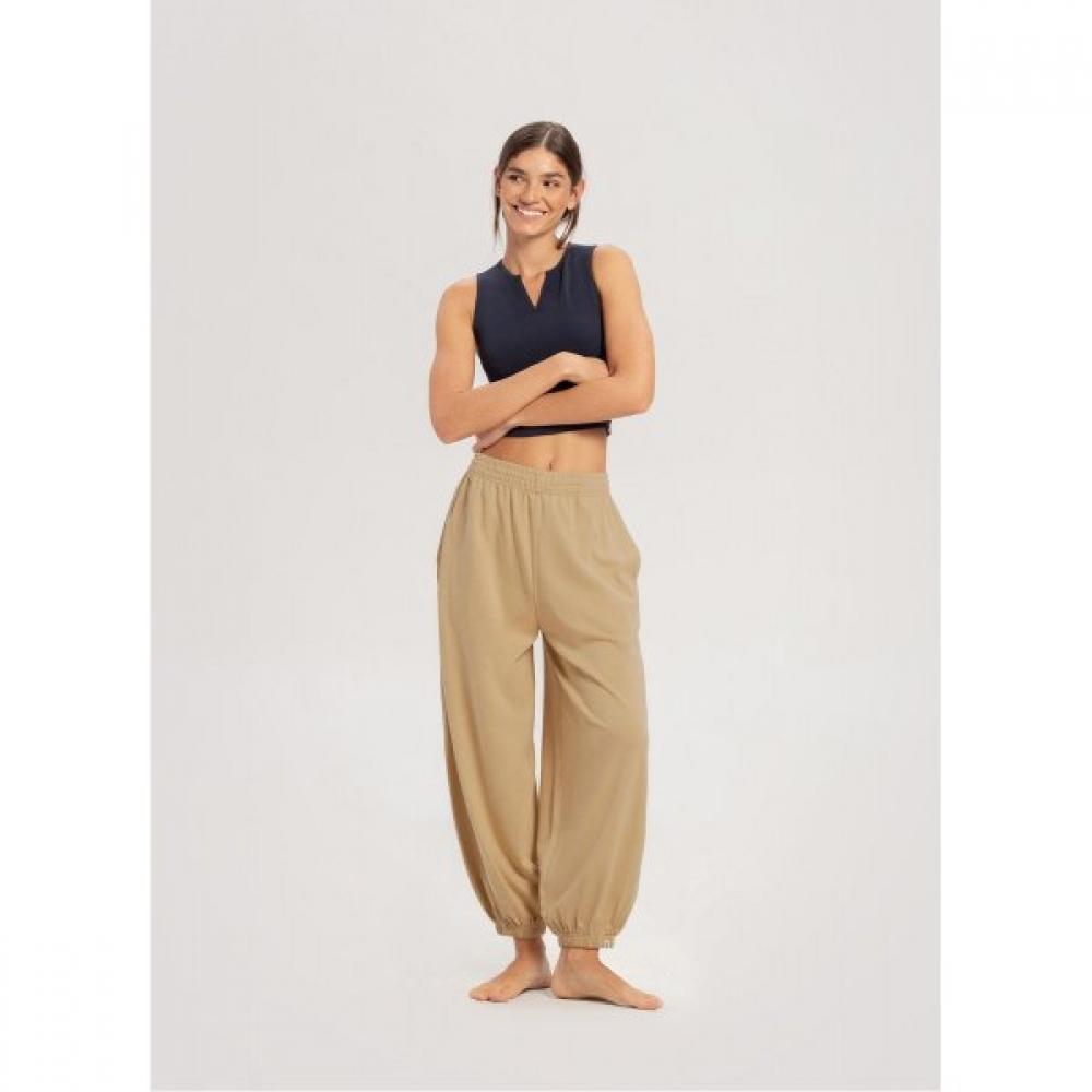 Budhi Mudra Diagonal Jogger Pants Pale Khaki