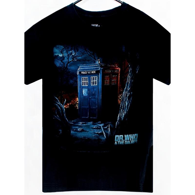 Men'S T-Shirt in Black, Size Small, Featuring Dr. Who And The Daleks with The Tardis Design
