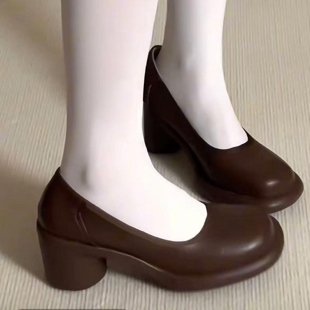 Popular Retro Thick-heeled High-heeled Shoes for Women's 2025 Spring New Models, Not Tired, Thick-soled Feet, and Mary Jane Small Leather Shoes.