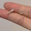 Серьги-гвоздики Beixi S925 из стерлингового серебра в виде лунного скипетра с неровными вставками из циркониевых бриллиантов - Милый и нежный дизайн