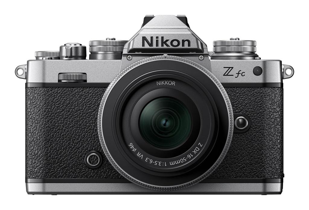 Nikon Беззеркальная камера Z fc объектив комплект NIKKOR Z DX VR Silver в комплекте один объектив 16-50 мм f/3.5-6.3 ZfcLK16-50SL