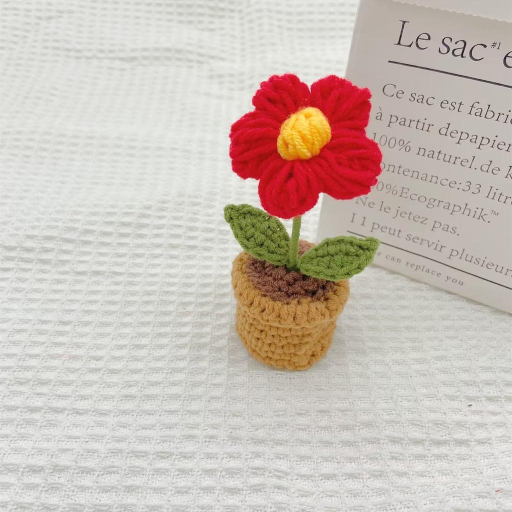 DIY Hand Woven Mini Potted Flowers Rose Crochet Hooks Homemade Tulips Office Ornaments Yarn Products