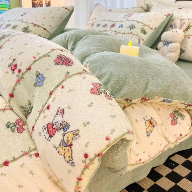Winter Milk Flannel 4-piece Set Flange Plus Flannel Comforter Set Sheets Hats Bed 3-piece Set