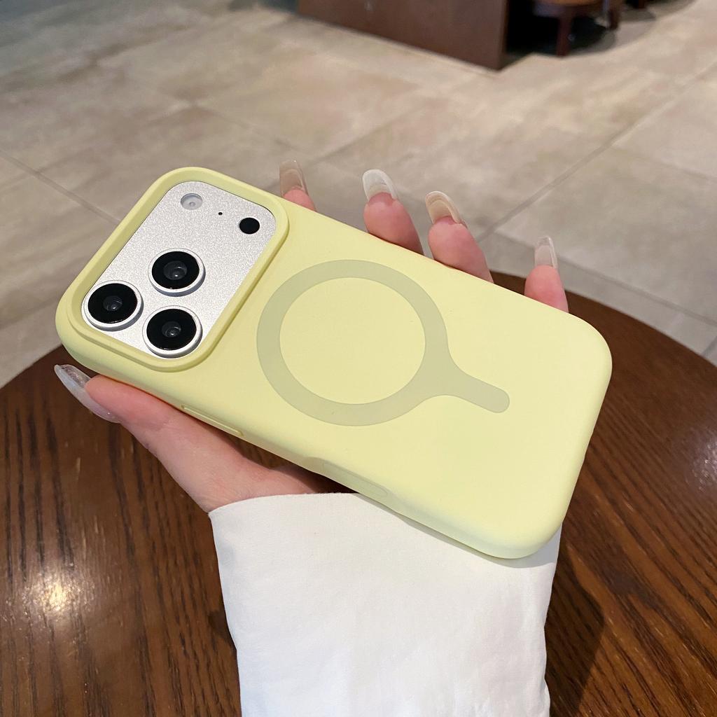 Однотонный магнитный чехол из жидкого силикона для iPhone 17 Pro Max 16 Pro, противоударный, для Magsafe, гибкий, тонкий чехол
