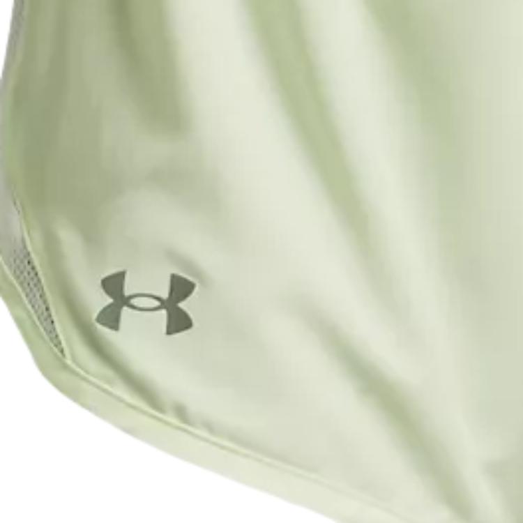 Under Armour Дышащие беговые шорты Fly-By 2.0 Женские Низ Мятно-зеленый 1350196-320