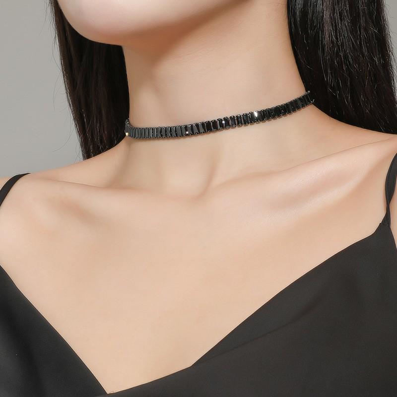 Elegant Zircon Choker Necklace: European and American Style