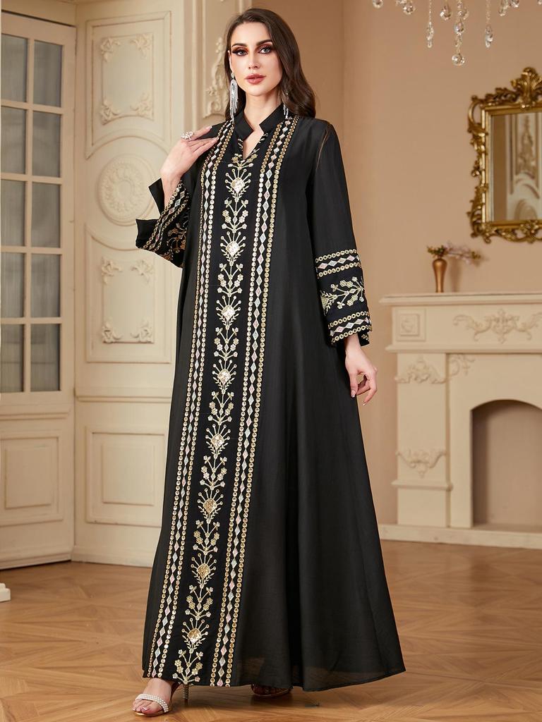 Women's Embroidered Long Sleeve Patchwork Robe - Middle Eastern and Western Style