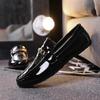 Summer Versatile Men'S Loafers Men'S Social People Korean Version Lazy Casual Shoes Hairstylist Shiny Leather Shoes