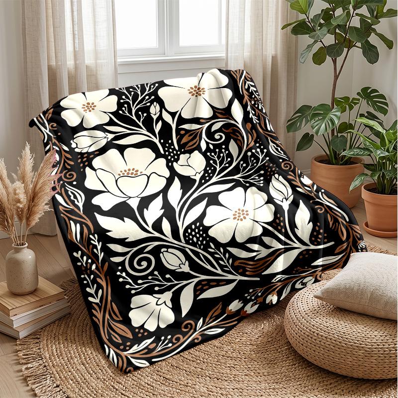 Elegant Floral Butterflies Theme blanket Lightweight Warm Flannel Blanket Decorative Throw Blanket for Home Decoration