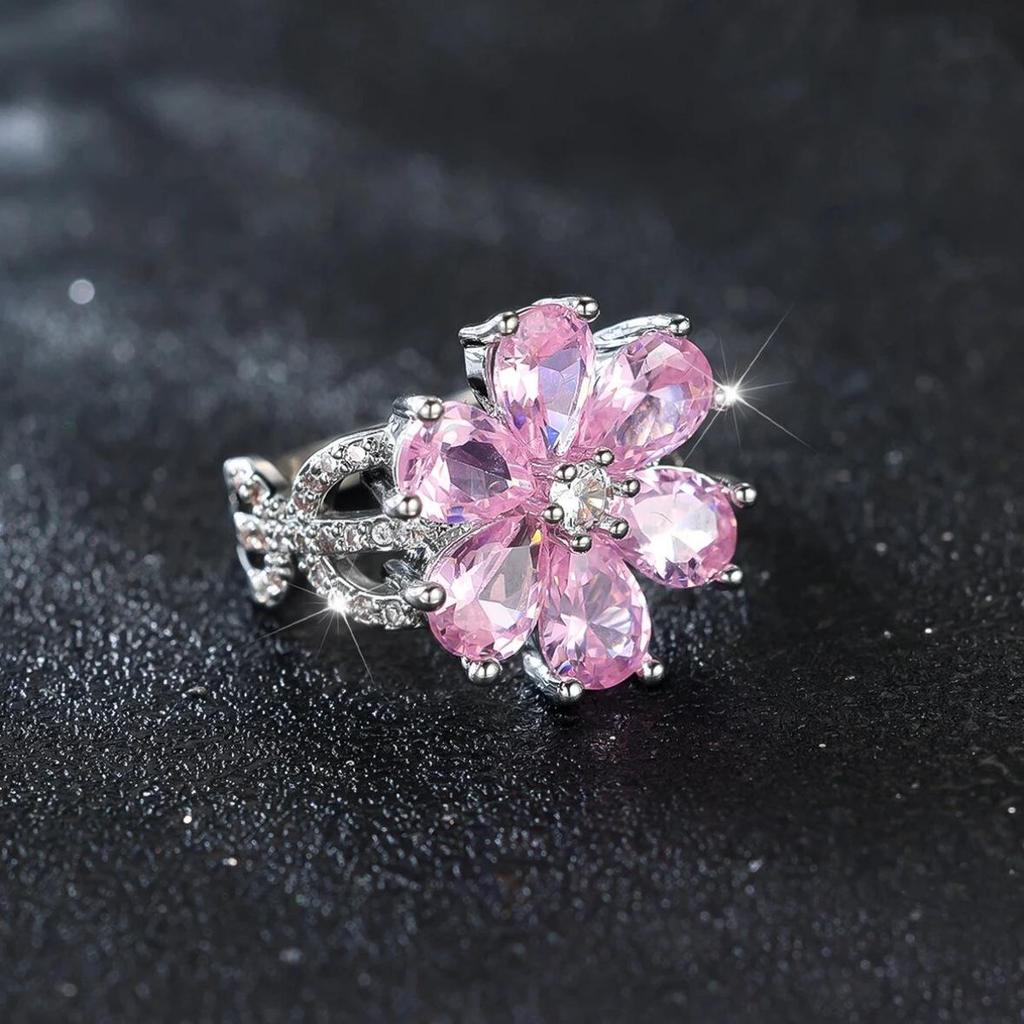 Кольцо с цирконом «Цветущая сакура»: Элегантный, Цветочный, Дизайн в стиле легкой роскоши