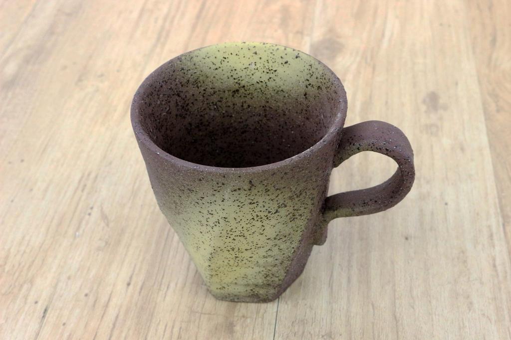 Castle Enterprise Mino Ware Japanese Cafe Series Rough-Kezuri Twisted Mugs, Shaded and Lightly Colored, Ink-Blown, Set of 10