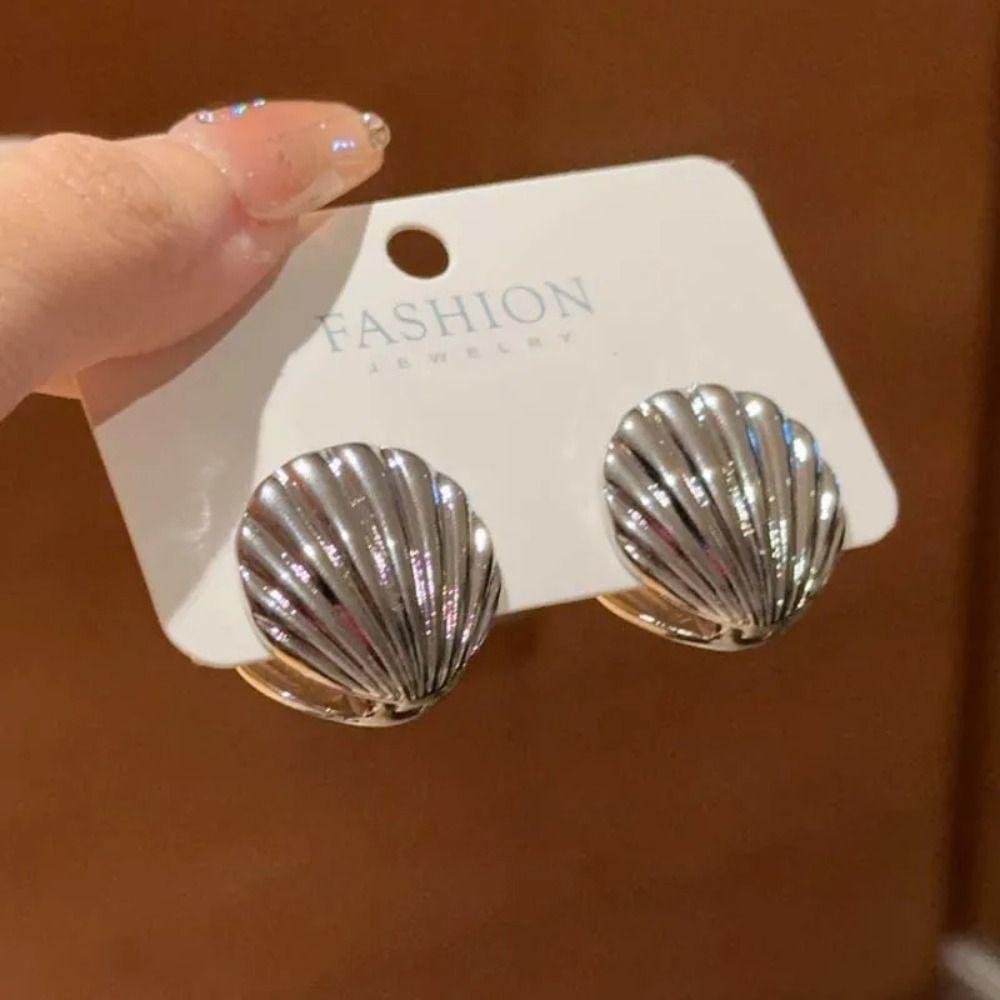 Irregular Beach and Ocean Vacation Earrings Vintage Shell Grain Earrings Shell Pattern Ear Buckle