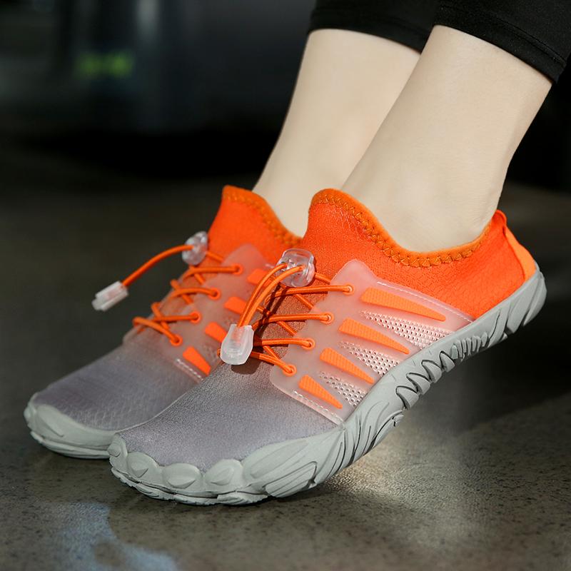 Fashion New Couple Water Shoes Aqua Shoes Five-finger Swimming Shoes 35-46 Size Beach Sports Shoes Fashion Men's Fitness Shoes