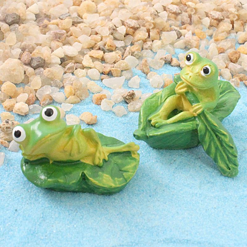 2Pcs Miniature Resin Frog Decor For Tabletop Cute Frog Models For Diy Crafts And Fairy Gardens For Home And Office Decor