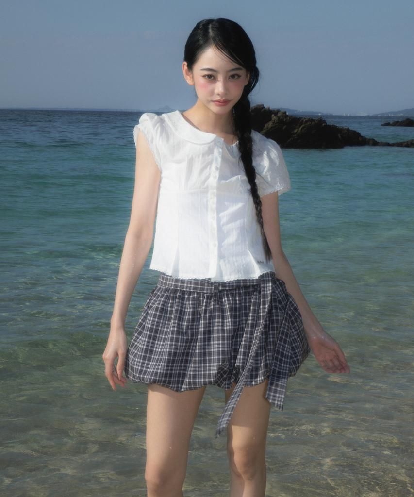 ROSEFRANTZ Round Collar Short Sleeve Blouse [Ivory]