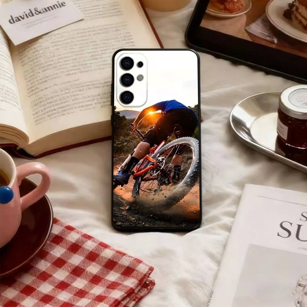 Чехол для телефона Горный велосипед Черный Силиконовый Мягкий Для Samsung S25,S24,S21,S22,S23,S30,Ultra,S20,Plus,Fe,Lite