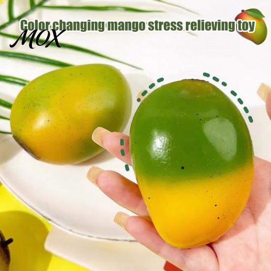 Temperature Sensitive Fidget Toy 1/2Pcs Color Changing Fruit Squeeze Toy, Simulated Mango Stress Relief Anxiety Hand Toys Slow Rebound Strawberry