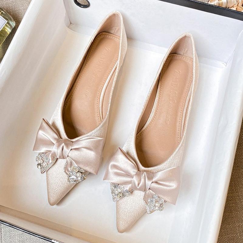 Fashion Elegant Pointed Toe Bow Pumps Women Luxury Rhinestone Shallow Flat Shoes 35-43 Large Size Banquet Dress Shoes Sandalias De Mujer