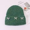 Small pearl knot knitted hat Korean version casual versatile face small winter warm hat