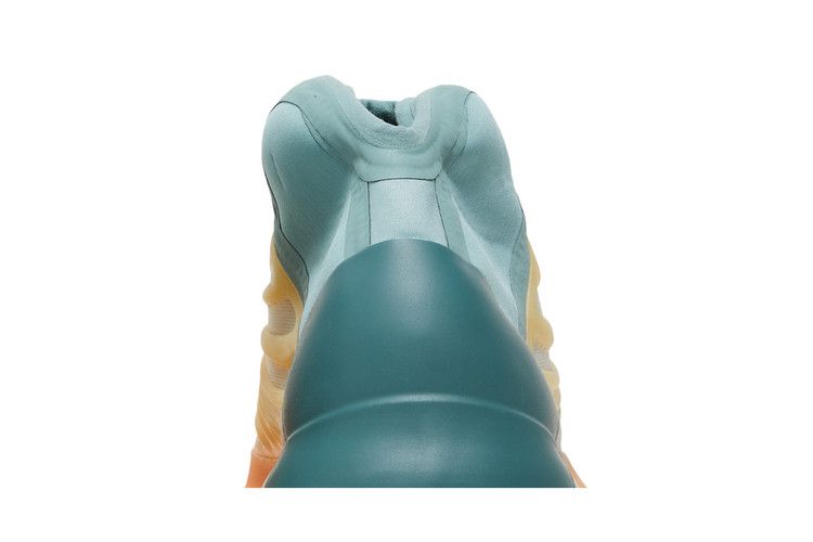 adidas Yeezy QNTM Hi-Res Coral