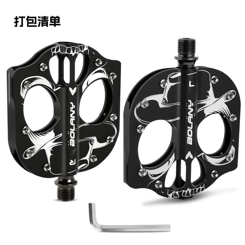 Aluminum Alloy Bicycle Pedals With Triple Sealed Bearings Skull Hat Design Wide Non-Slip Platform Mountain Road Bike